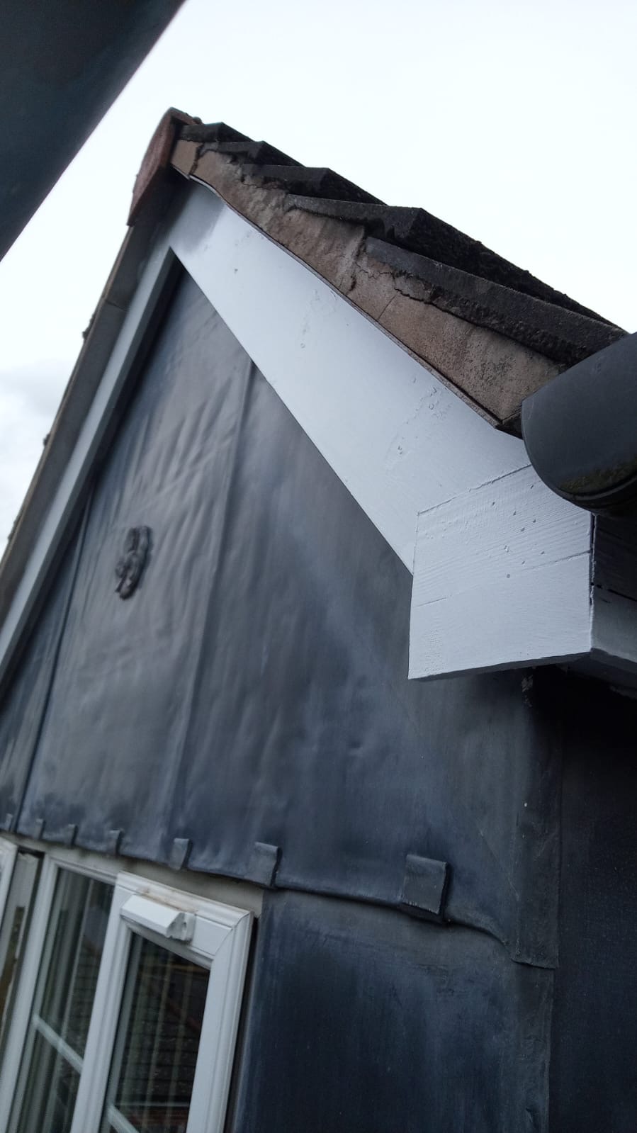 Dormer Bargeboard Painting